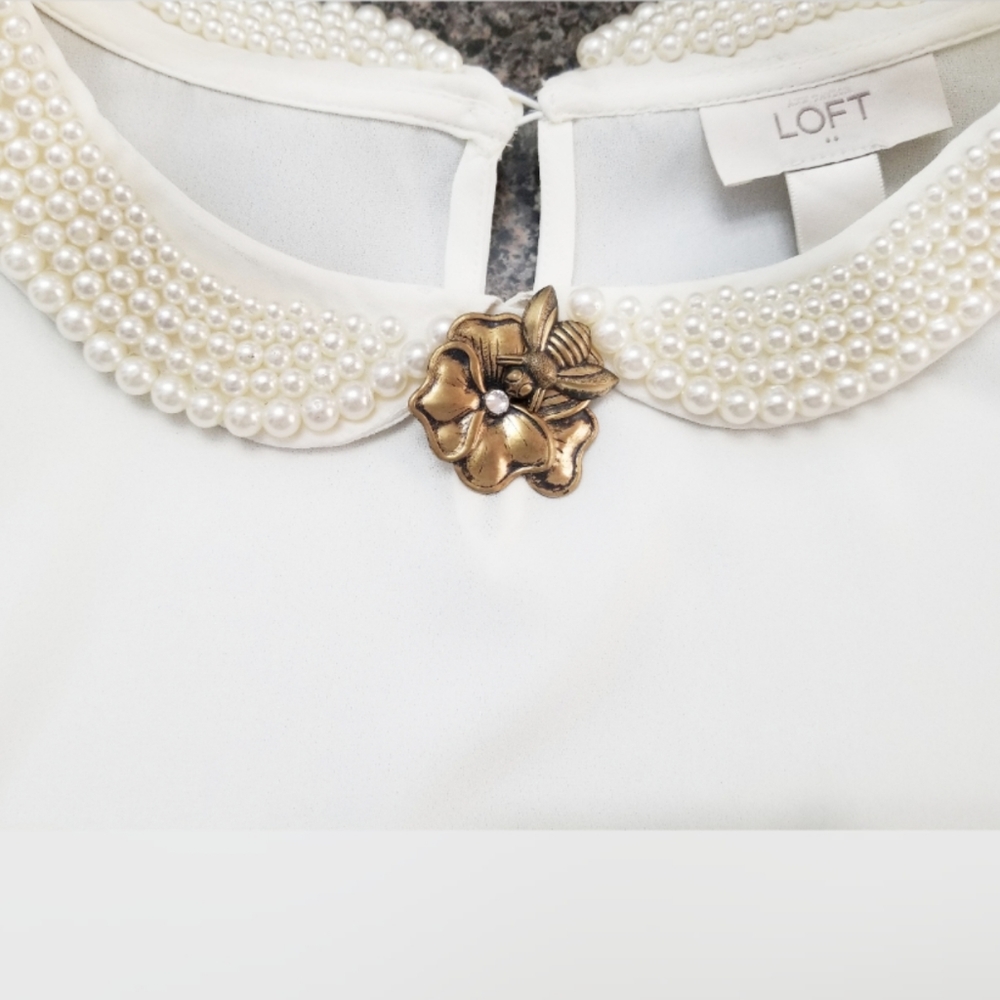 Brooch With Bee